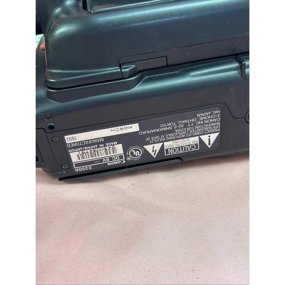 Canon E250 8mm Video Camcorder Canovision 8 Hi-fi Stereo - Untested - As-is